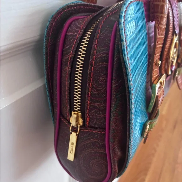 Gorgeous multicolor vintage ETRO bag - Picture 3 of 7